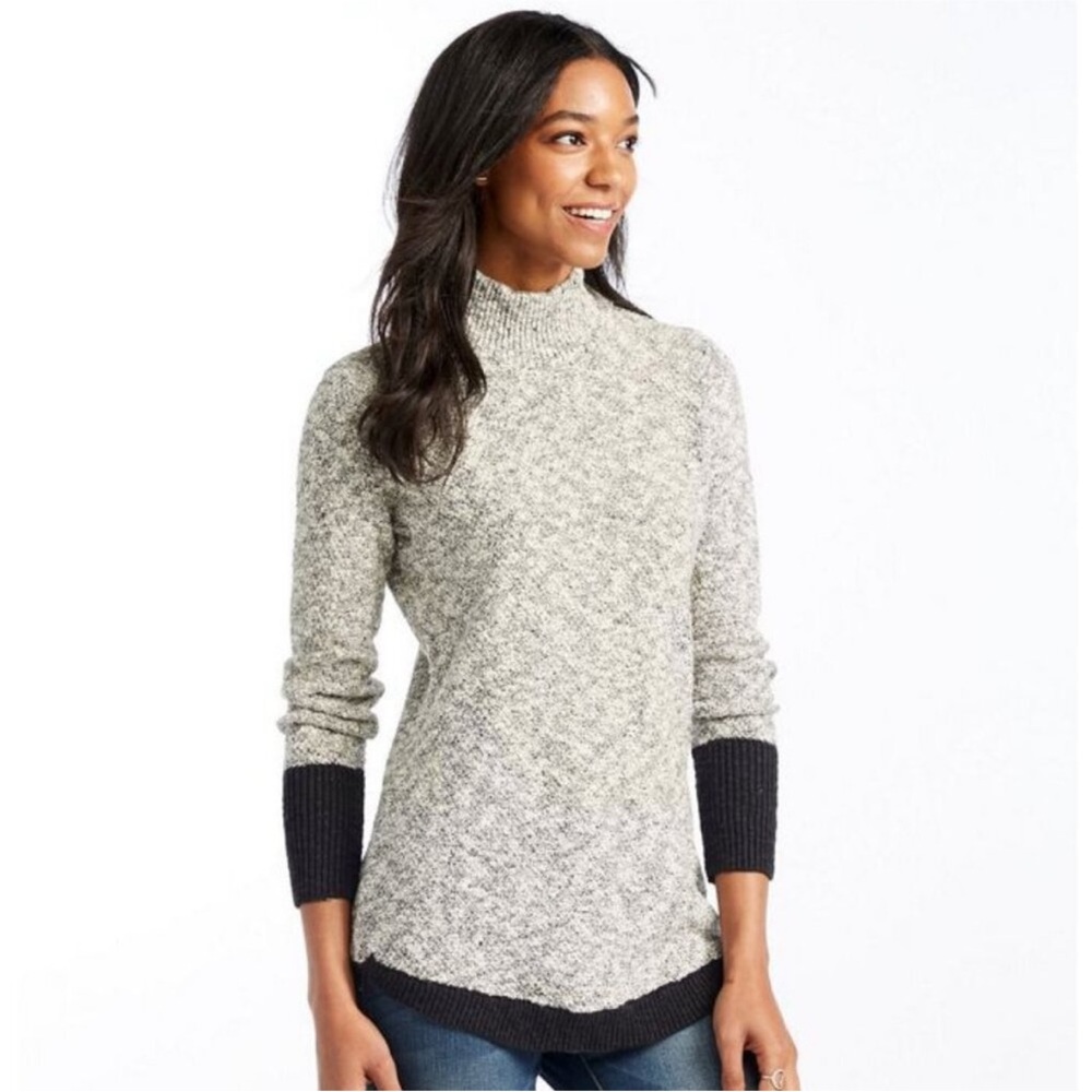 L.L. Bean Women's Gray and Black Sweater